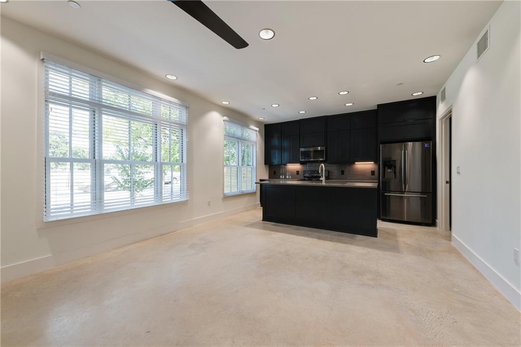 408 west 38st, Bldg 2, Apt 1 Austin, TEXAS 78751
