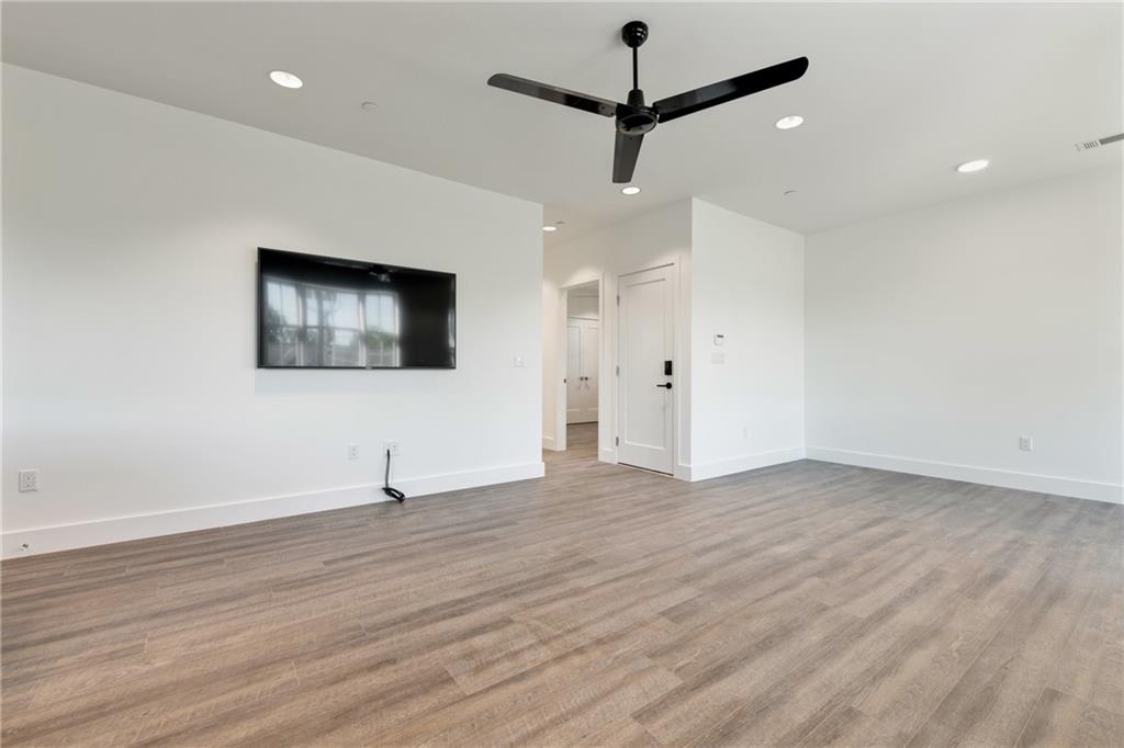 408 w 38st, Bldg 4, Apt 2 Austin, TX 78751
