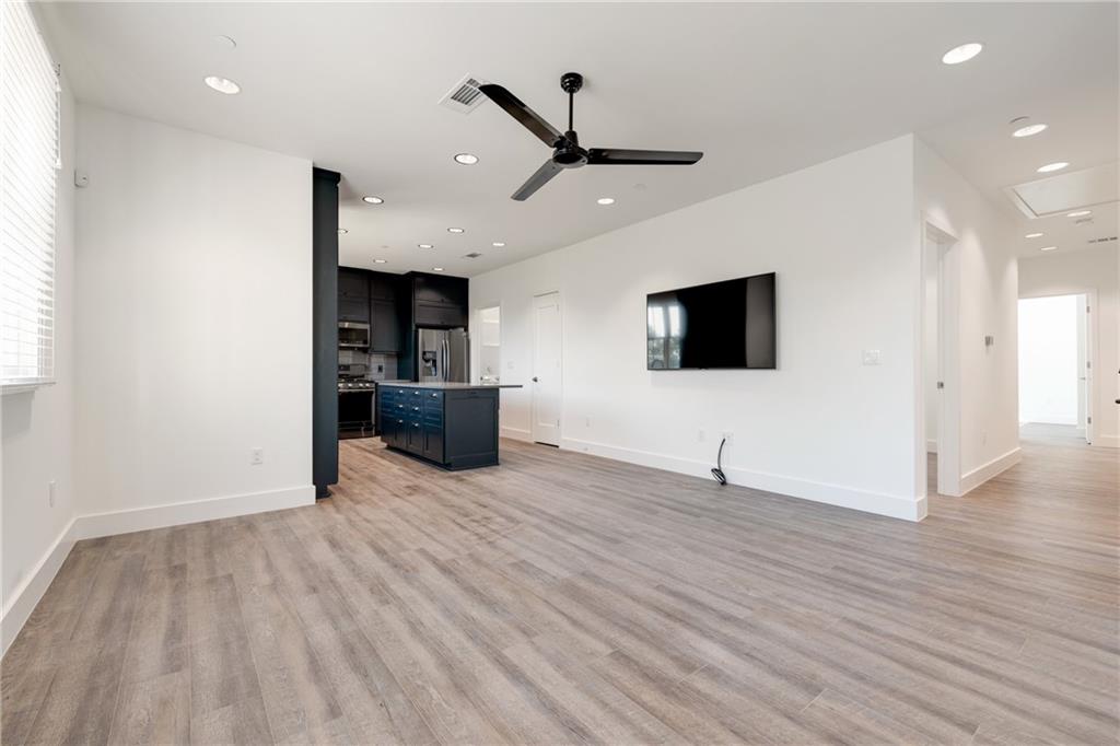 408 w 38st, Bldg 4, Apt 2 Austin, TX 78751