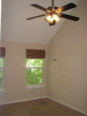 3104 Helms St Austin, TEXAS 78705