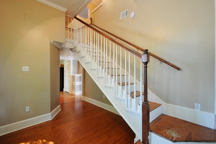 705 E 32nd Austin, Texas 78705