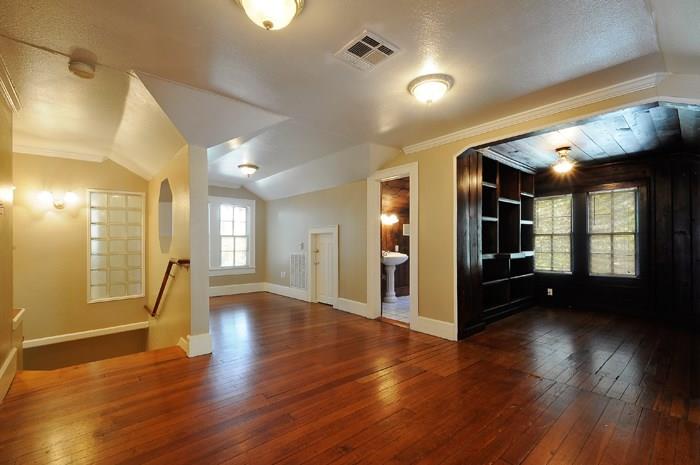 705 E 32nd Austin, Texas 78705