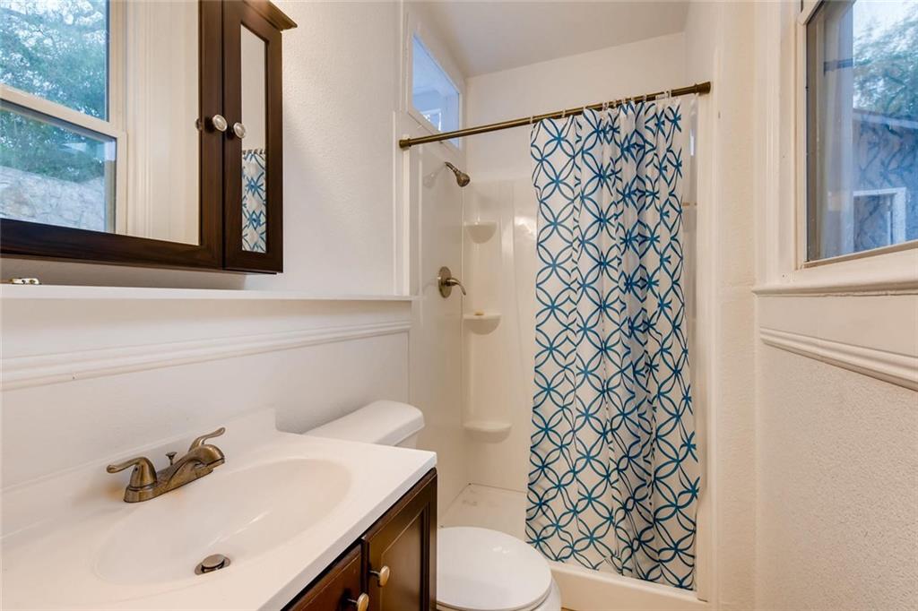 810 W 32nd A Austin, Texas 78705
