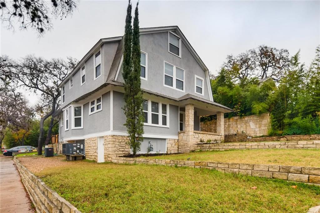 810 W 32nd A Austin, Texas 78705