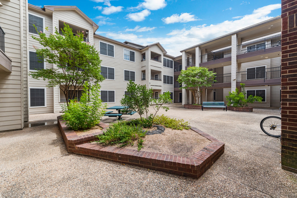 501 W 26th St Unit 211 Austin, Texas 78705
