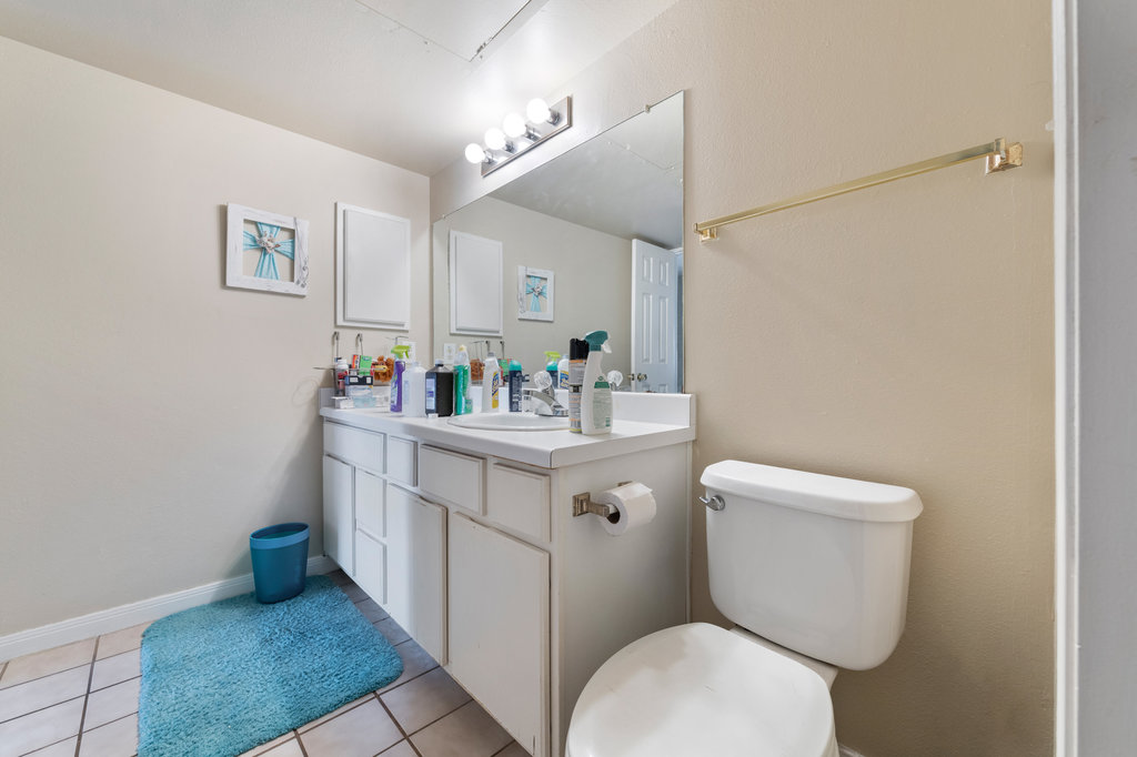 501 W 26th St Unit 211 Austin, Texas 78705