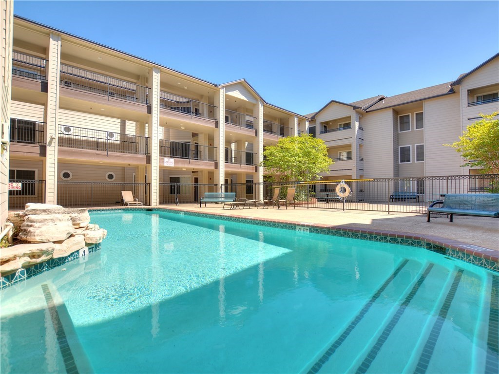 501 W 26th St Unit 211 Austin, Texas 78705