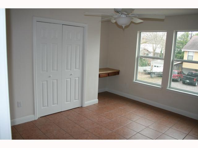 500 E 48th, B Austin, Texas 78751