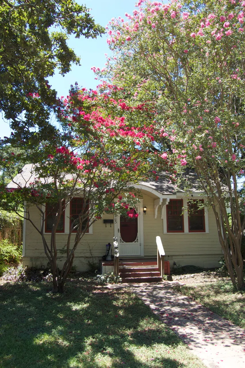 403 E 35th Austin, Texas 78705
