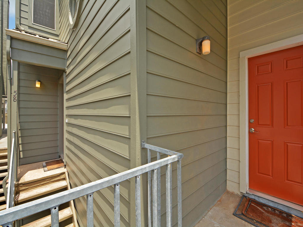 2529 Rio Grande #75 Austin, Texas 78705