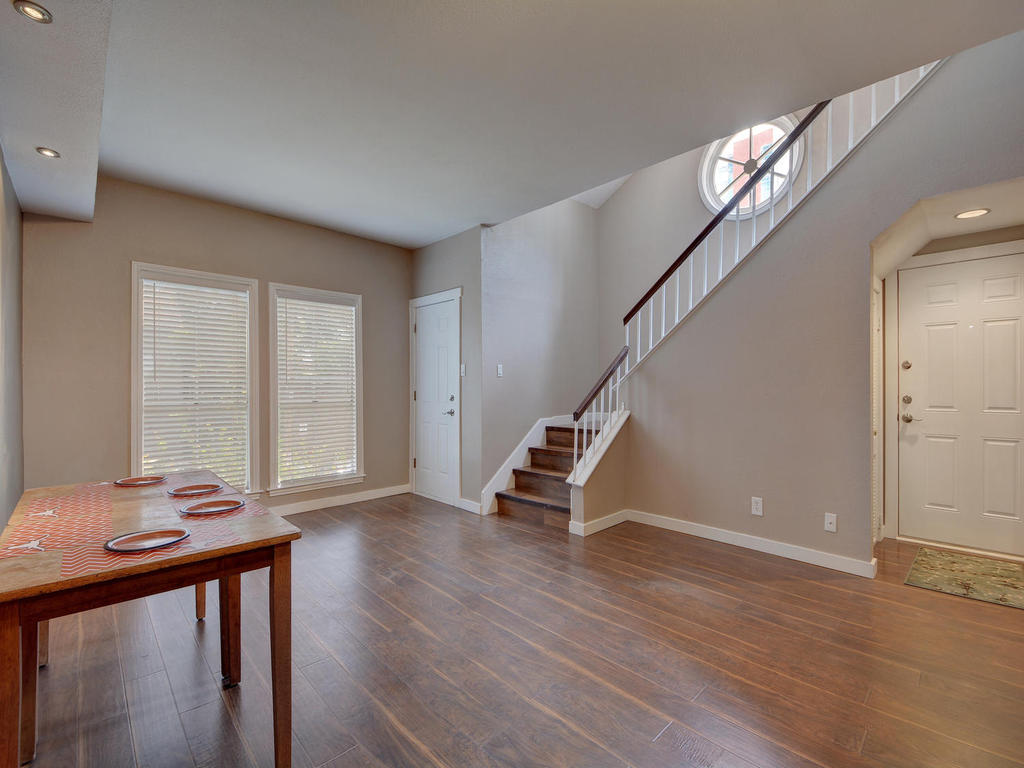 2529 Rio Grande #75 Austin, Texas 78705