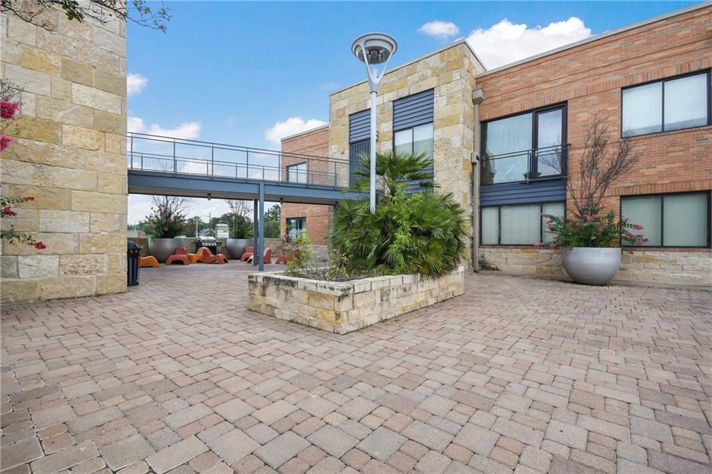 3016 Guadalupe #203 Austin, Texas 78705
