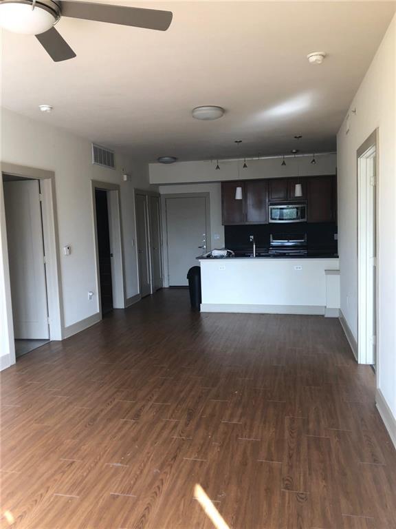 3016 Guadalupe #203 Austin, Texas 78705