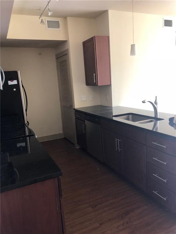 3016 Guadalupe #203 Austin, Texas 78705