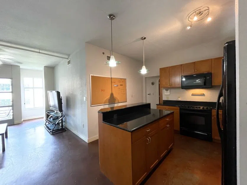 711 West 26th #510 Austin, Texas 78705
