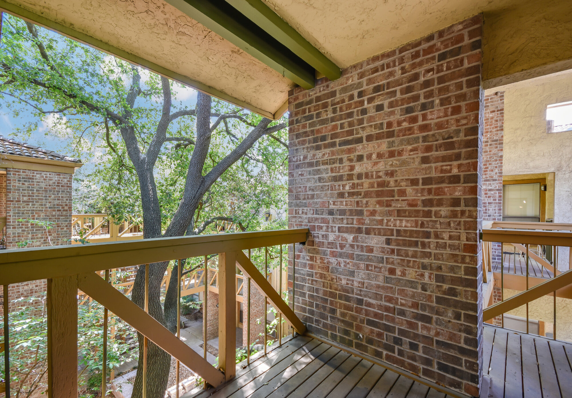 806 W 24th #312 Austin, Texas 78705