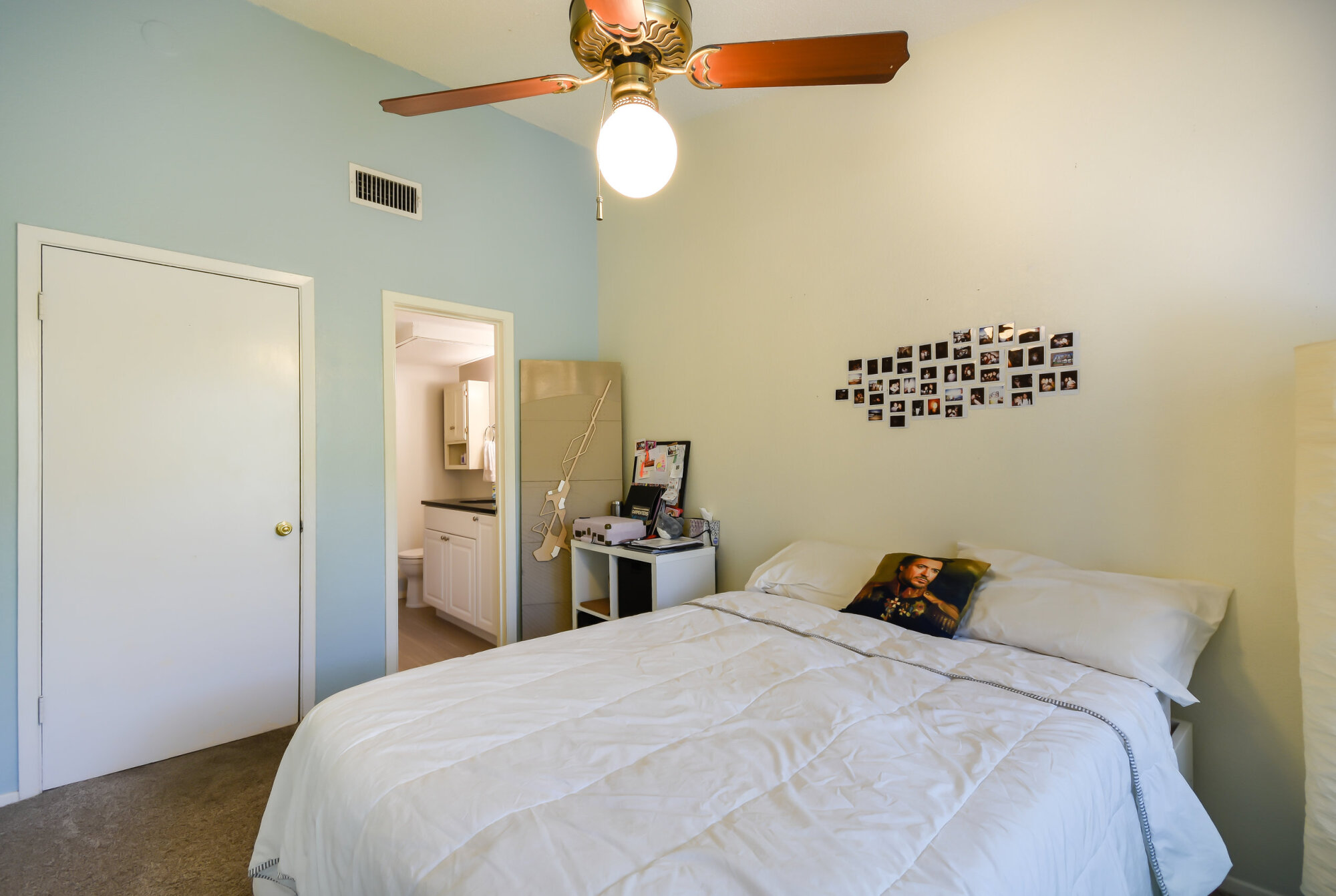 806 W 24th #312 Austin, Texas 78705