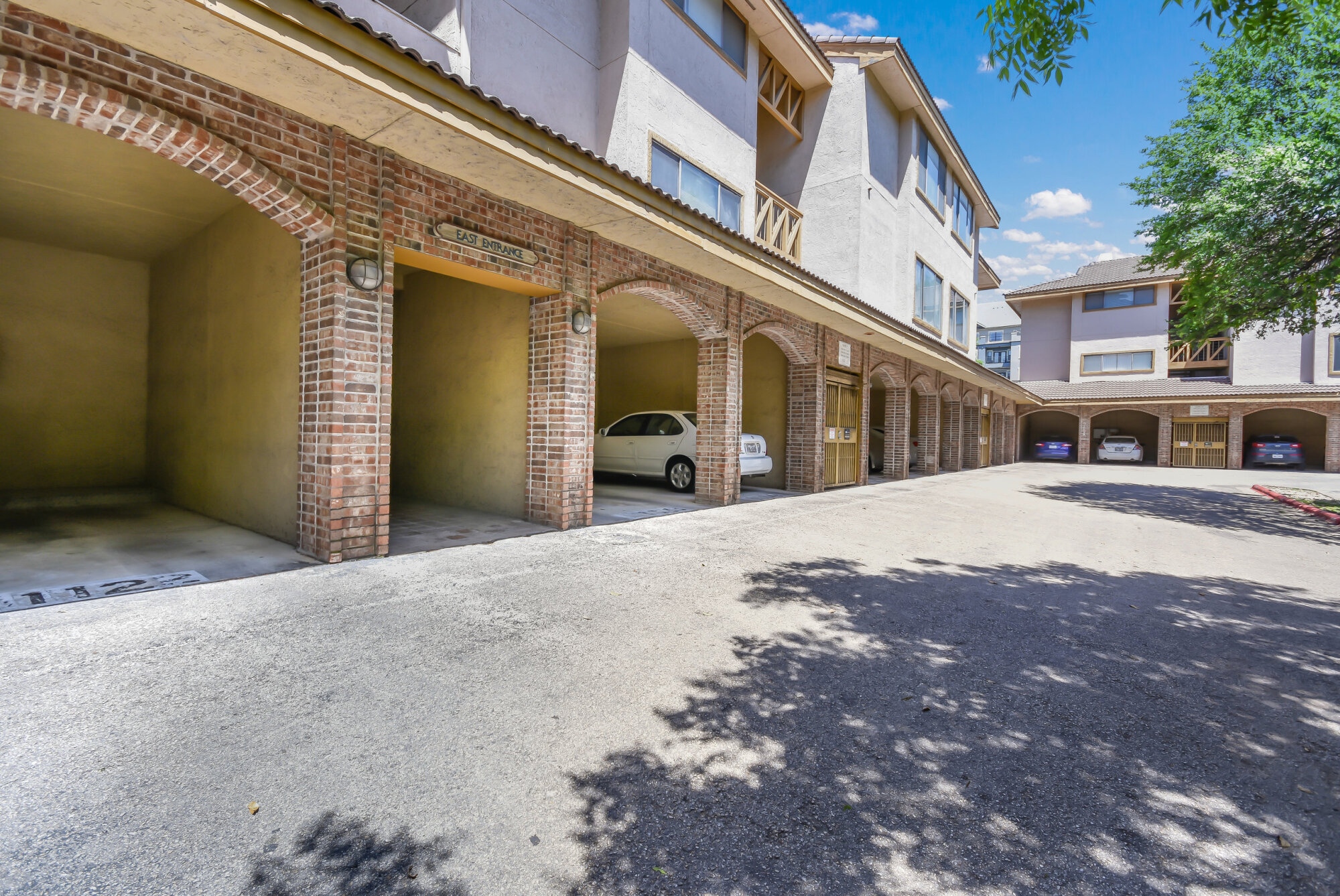 806 W 24th #312 Austin, Texas 78705