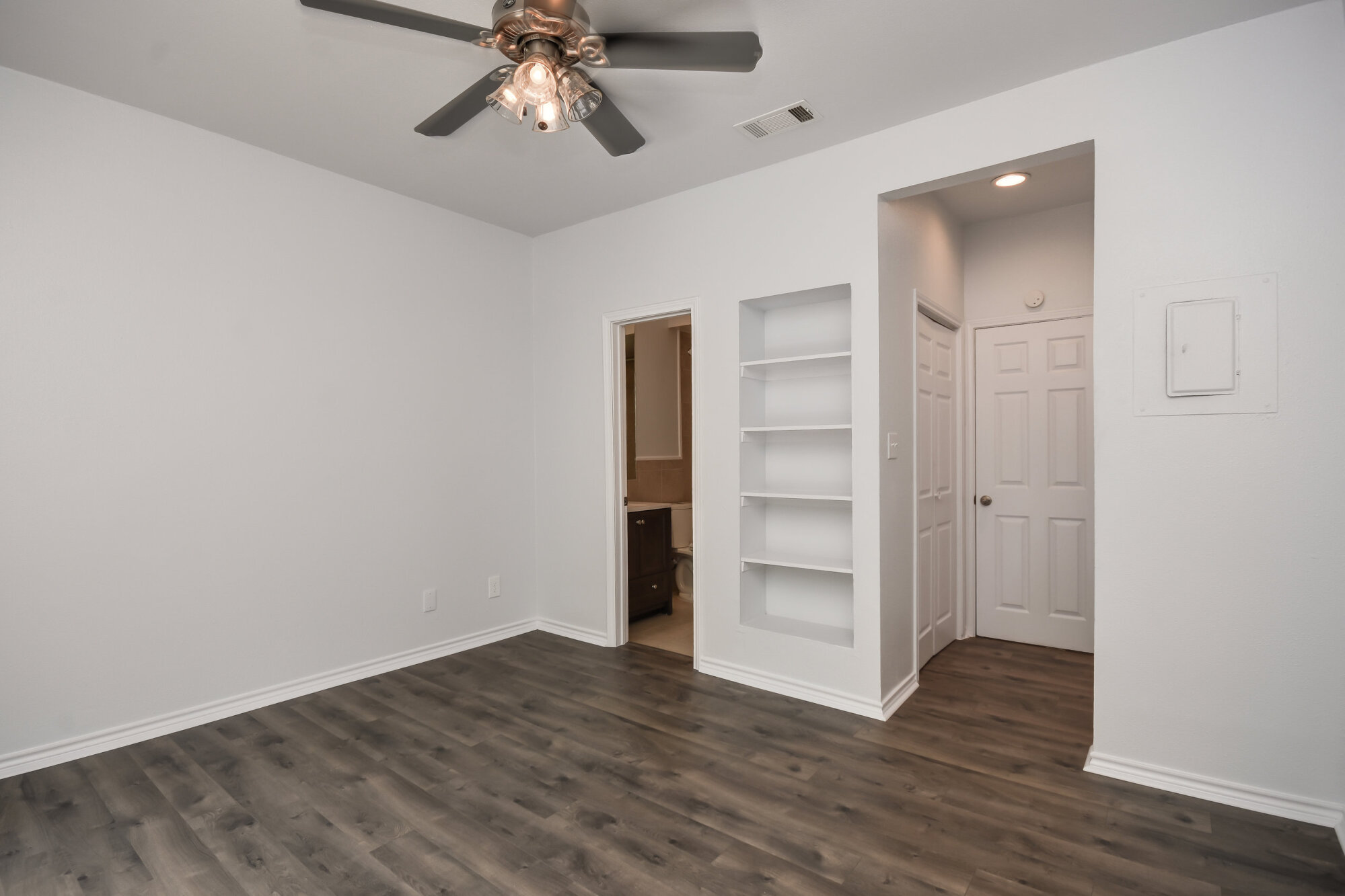 1908 San Antonio #201 Austin, Texas 78705