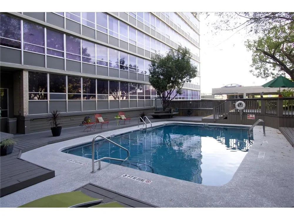 1800 Lavaca #705 Austin, Texas 78701