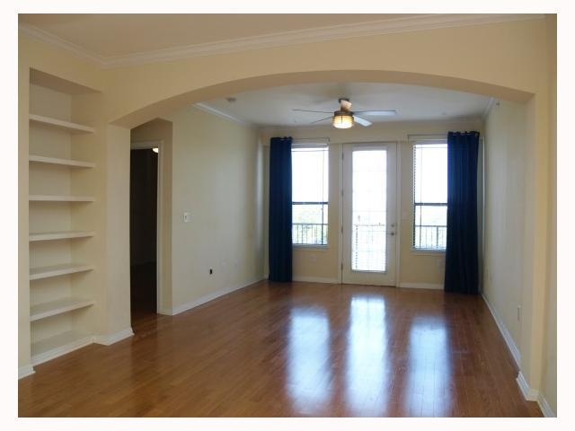 2505 San Gabriel #405 Austin, Texas 78705