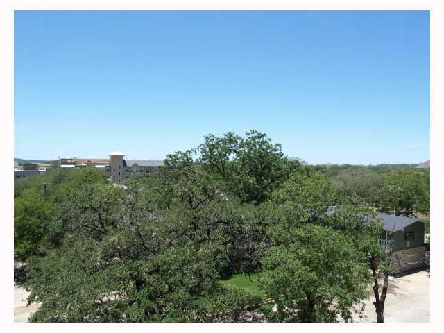 2505 San Gabriel #405 Austin, Texas 78705