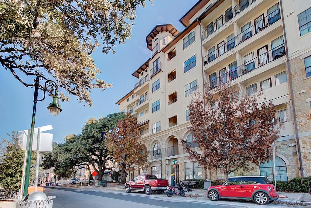 2505 San Gabriel #405 Austin, Texas 78705