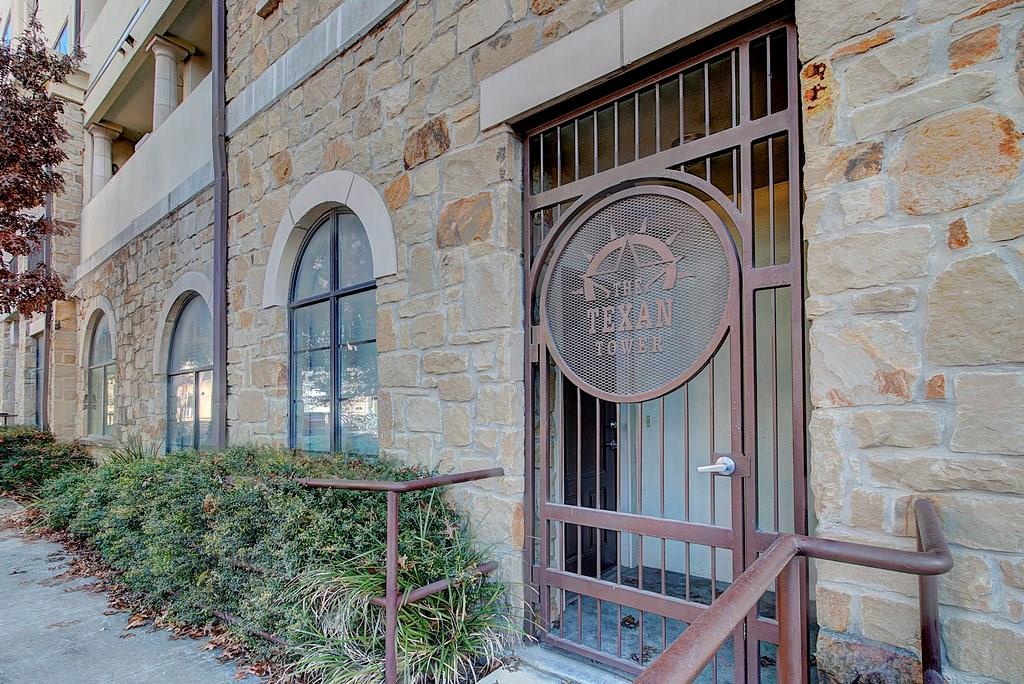 2505 San Gabriel #405 Austin, Texas 78705