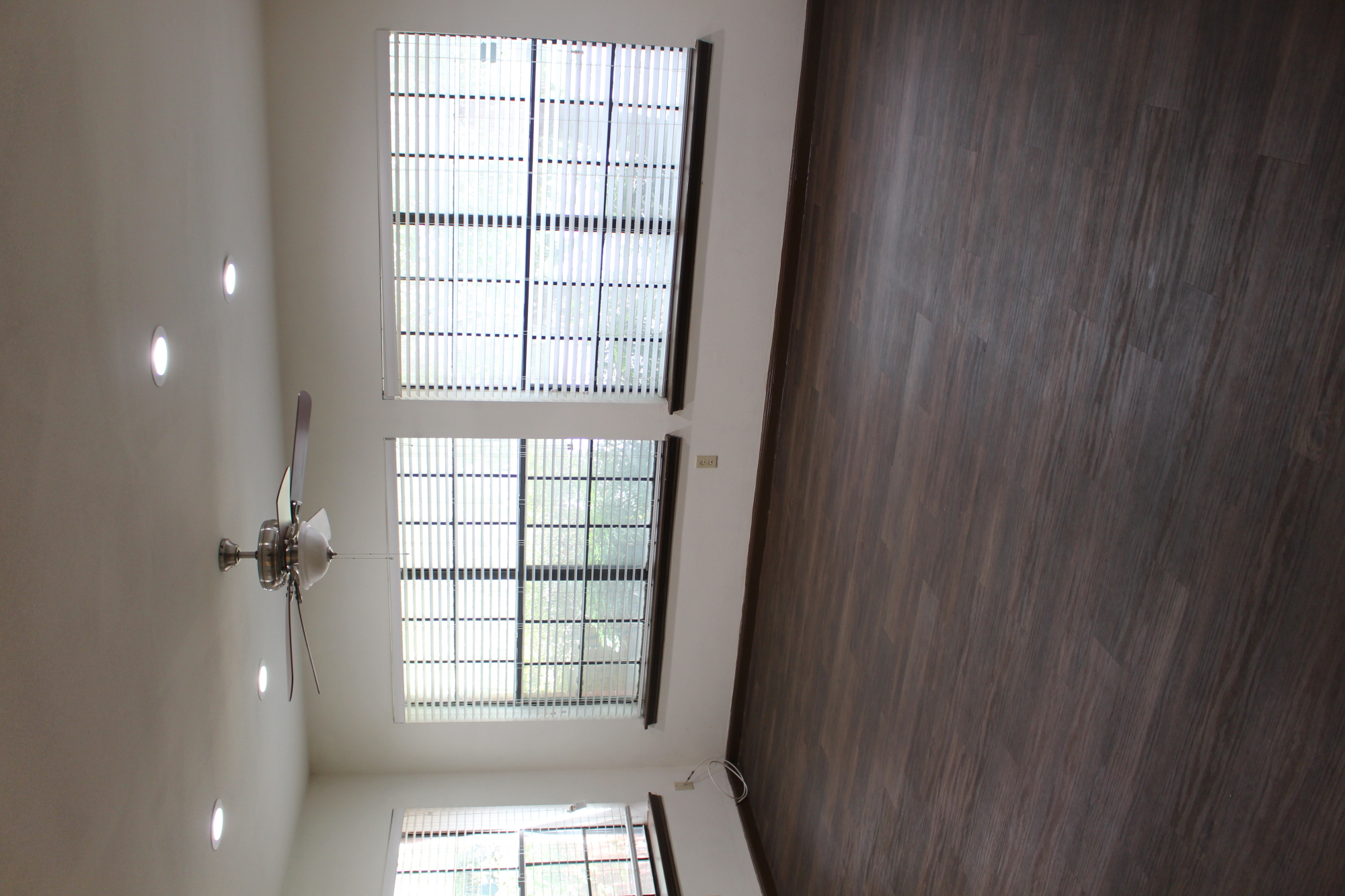 712 W 21st #102 Austin, Texas 78705