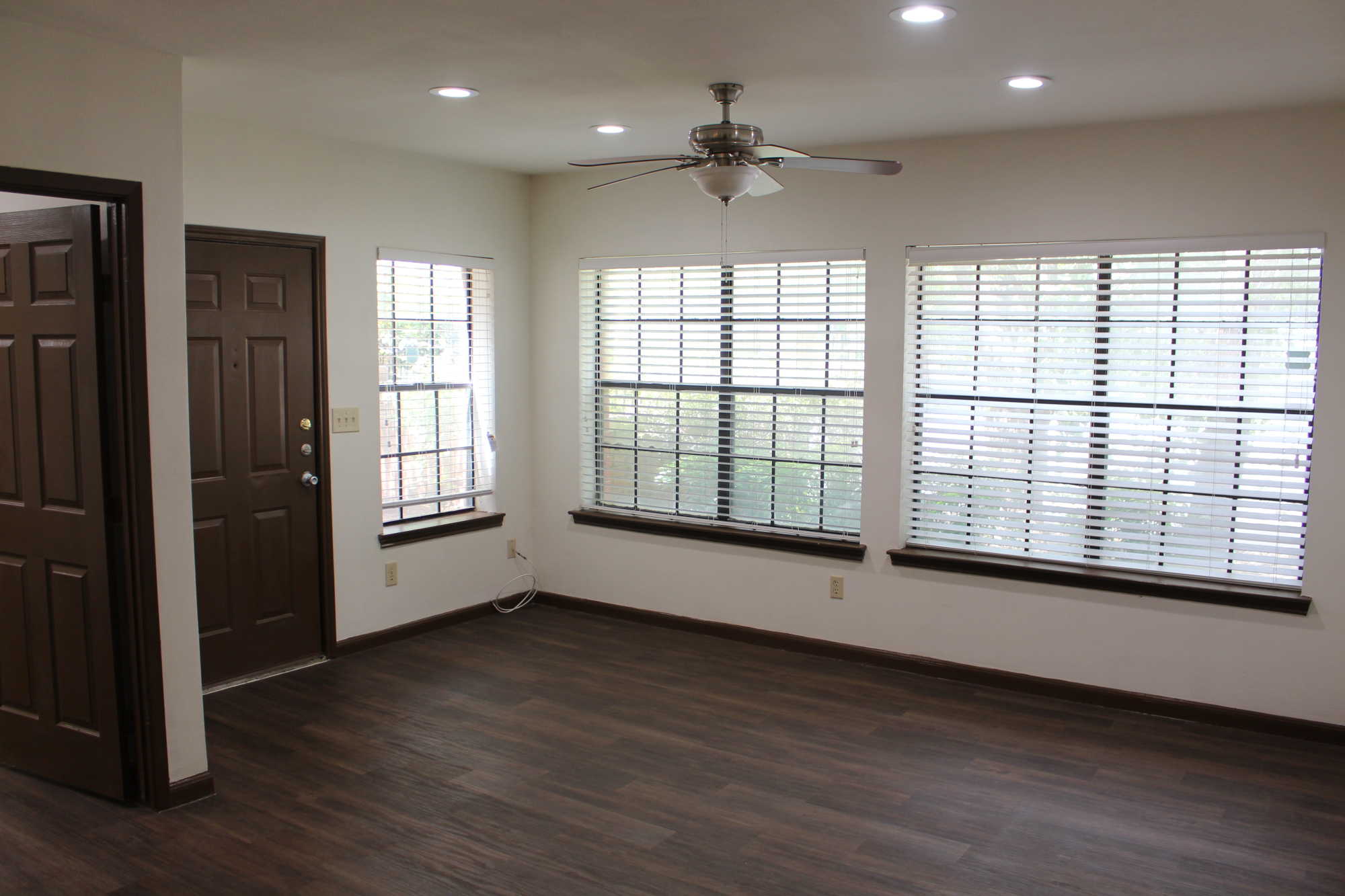 712 W 21st #102 Austin, Texas 78705