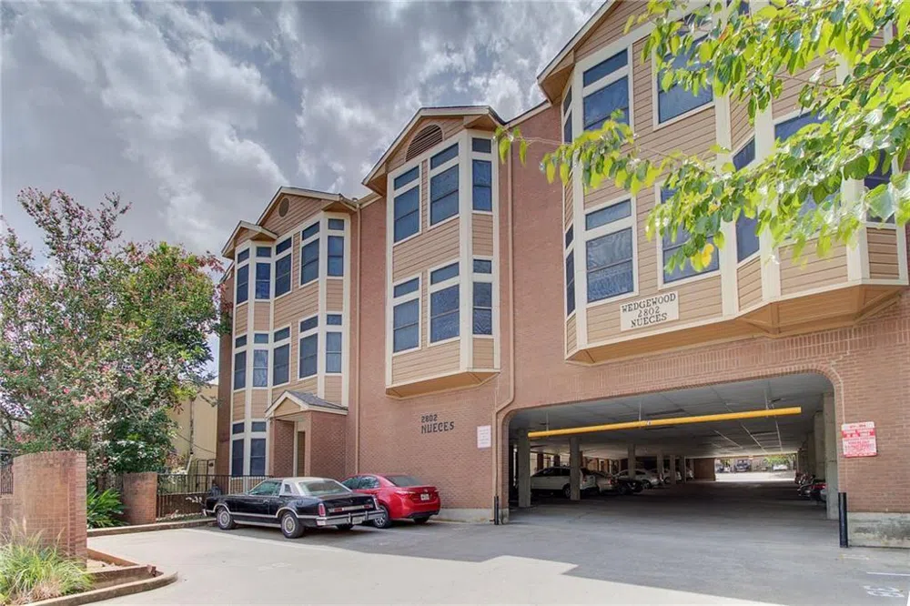 2802 Nueces #206 Austin, Texas 78705