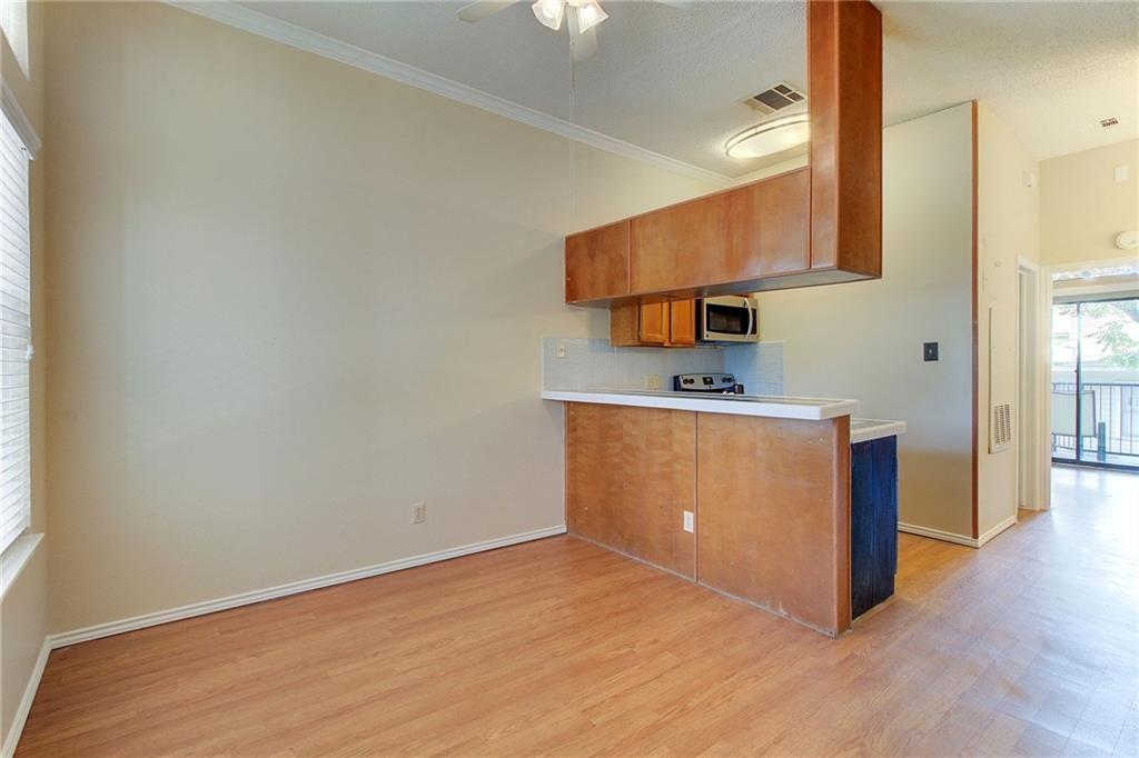 2802 Nueces #206 Austin, Texas 78705