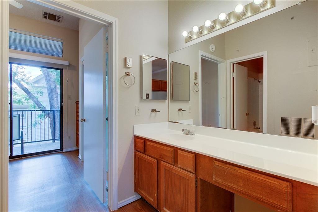 2802 Nueces #206 Austin, Texas 78705