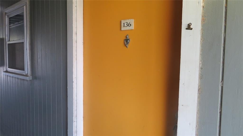 2401 Manor #136 Austin, Texas 78722