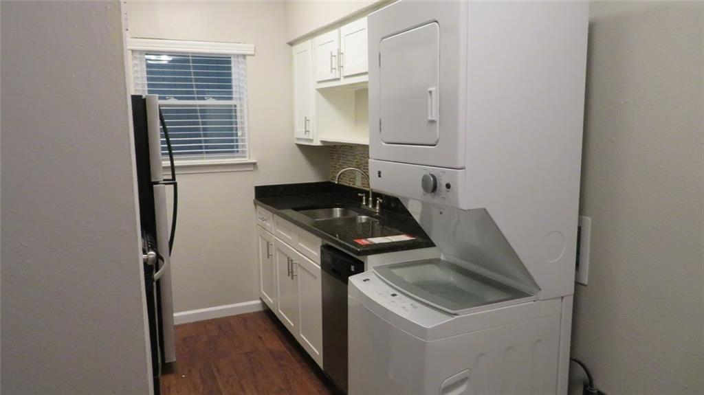 2401 Manor #136 Austin, Texas 78722