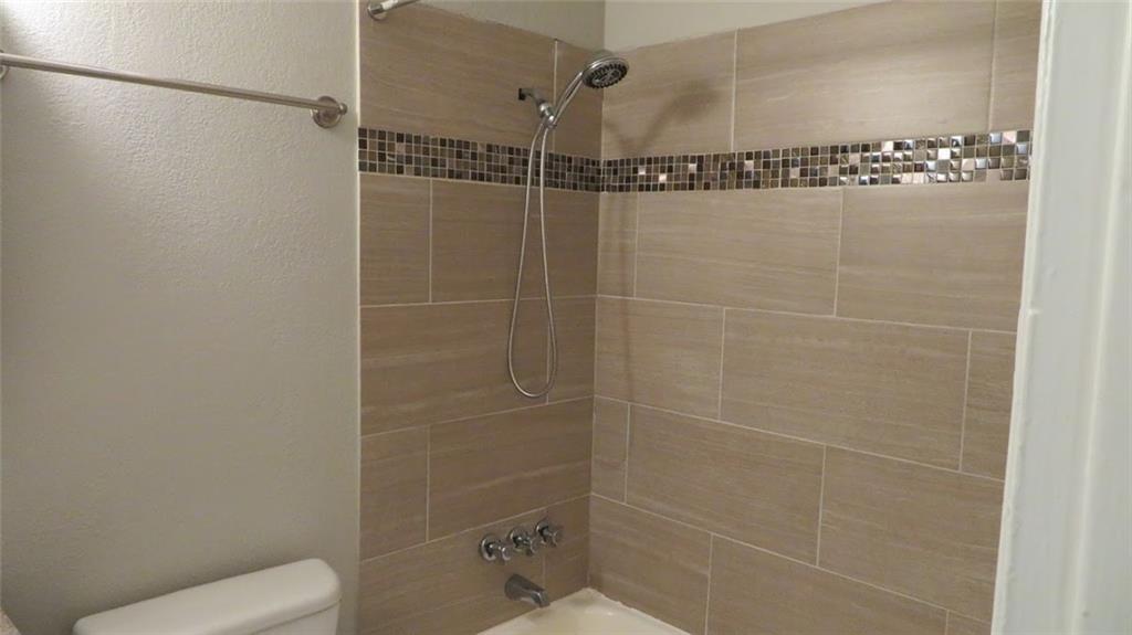2401 Manor #136 Austin, Texas 78722