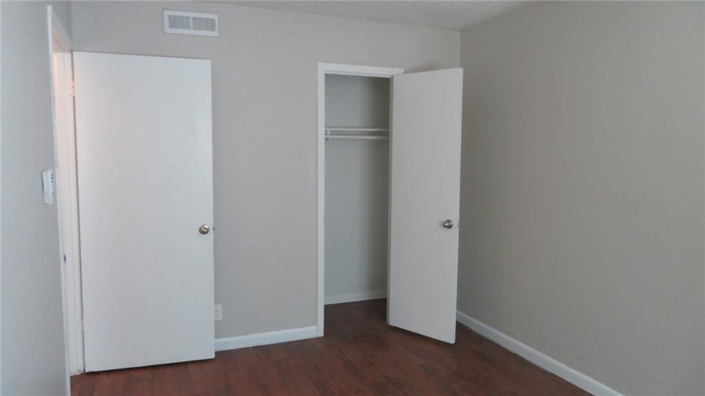 2401 Manor #136 Austin, Texas 78722