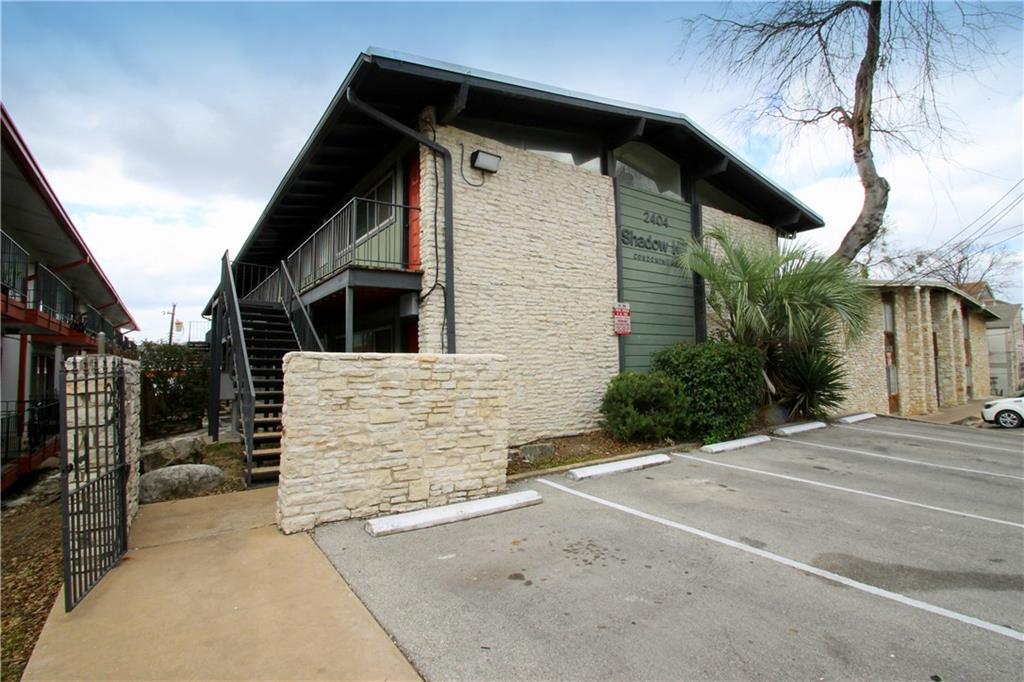 2404 Longview #206 Austin, Tecas 78705