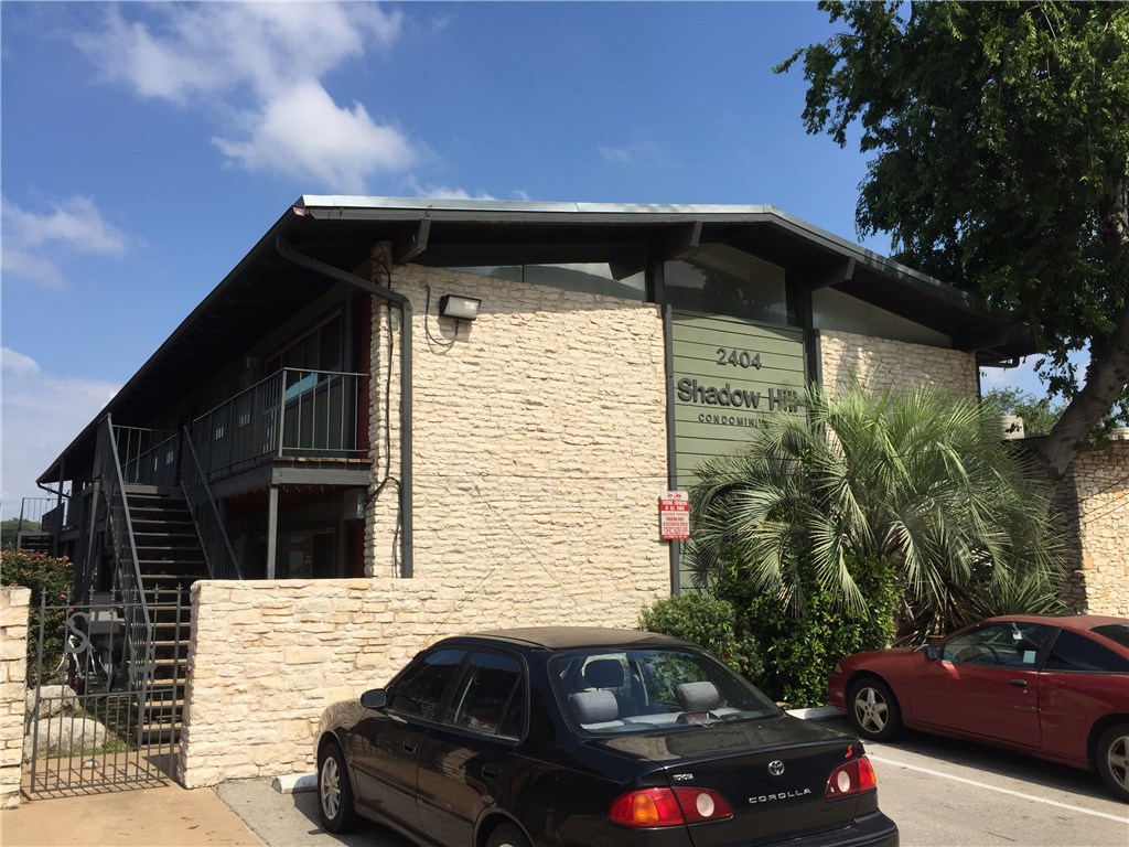 2404 Longview #206 Austin, Tecas 78705
