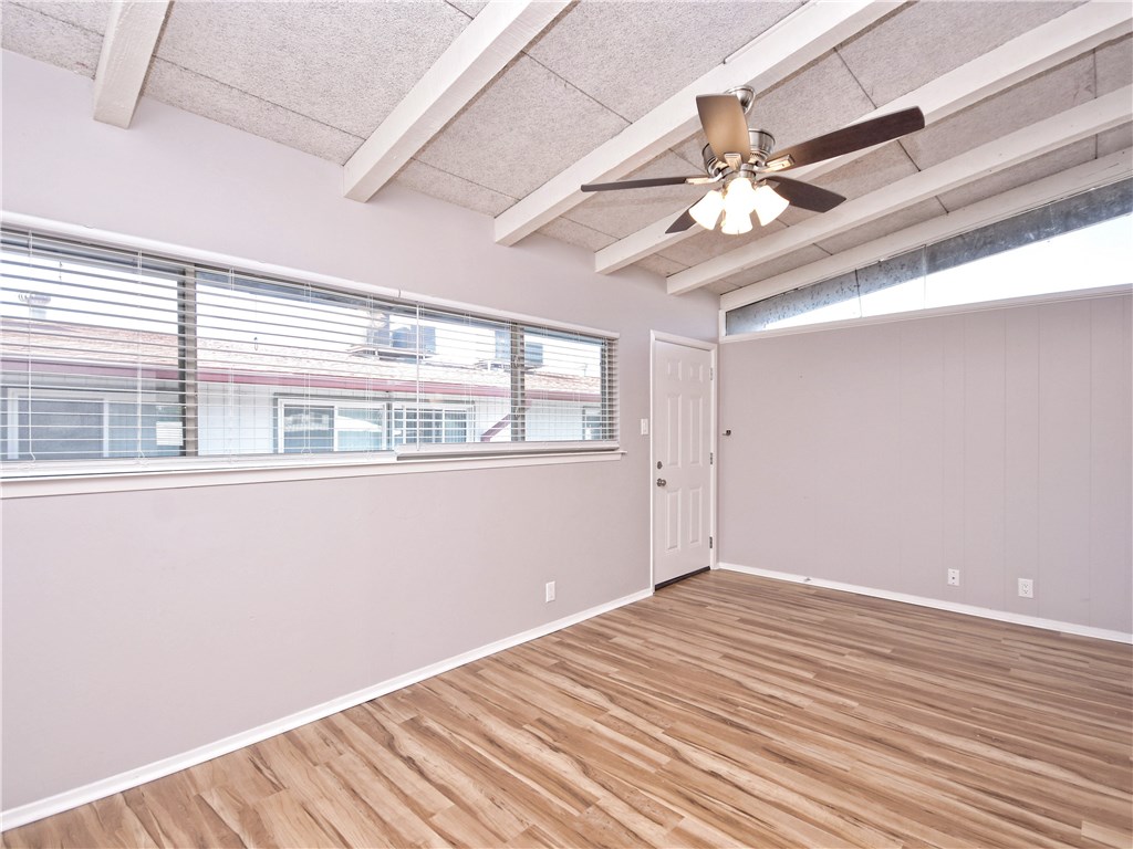 2404 Longview #206 Austin, Tecas 78705