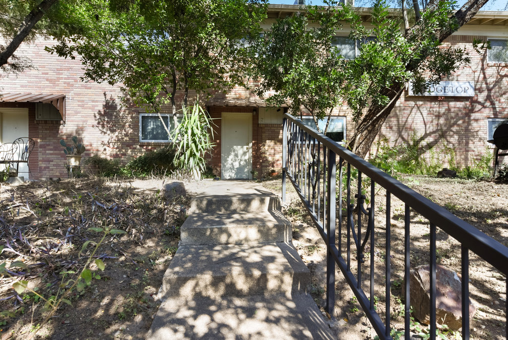 304 E 33rd #8 Austin, Texas 78705