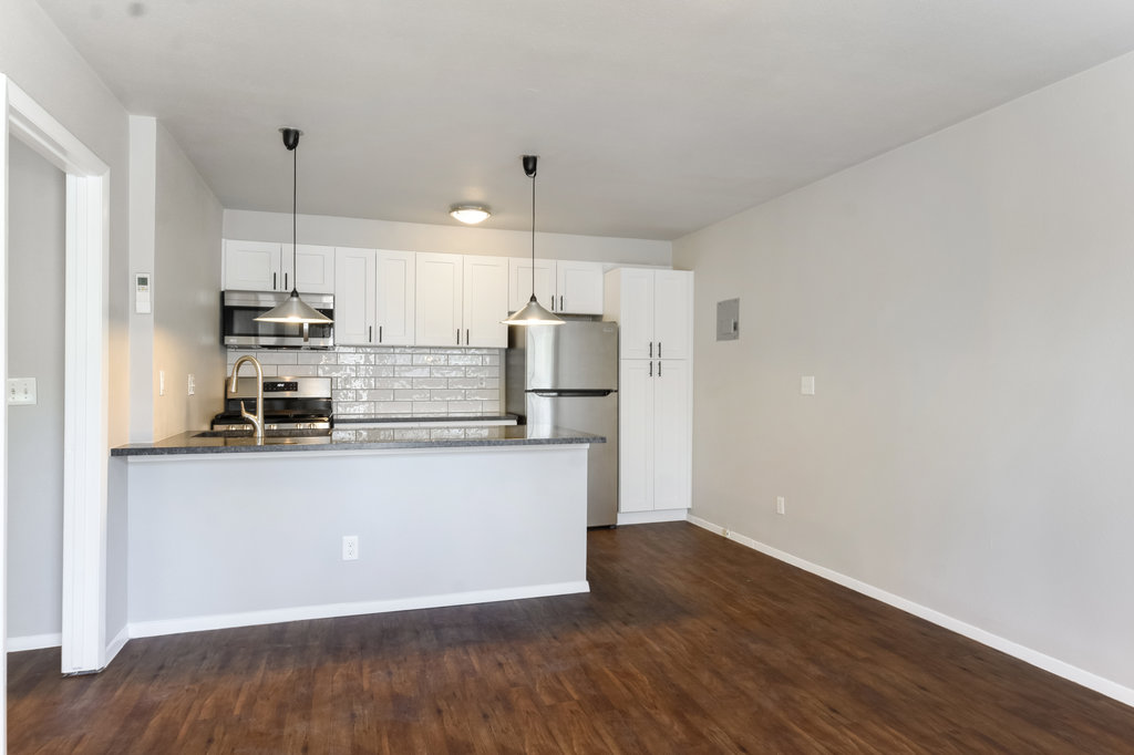 304 E 33rd #8 Austin, Texas 78705
