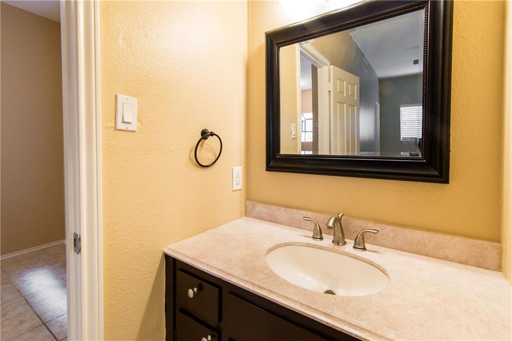3206 King St #208 Austin, Texas 78705
