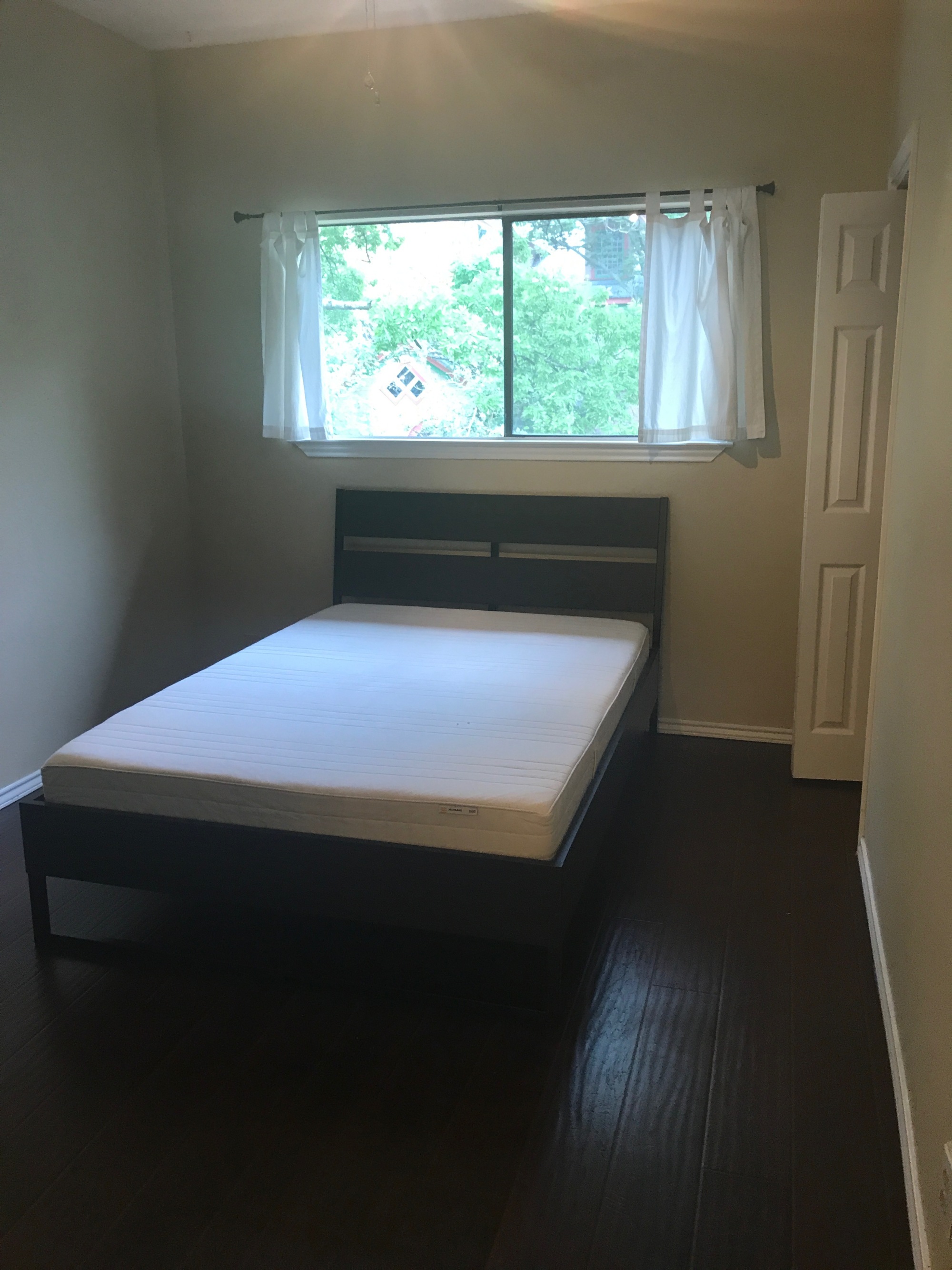 3206 King St #205 Austin, Texas 78705