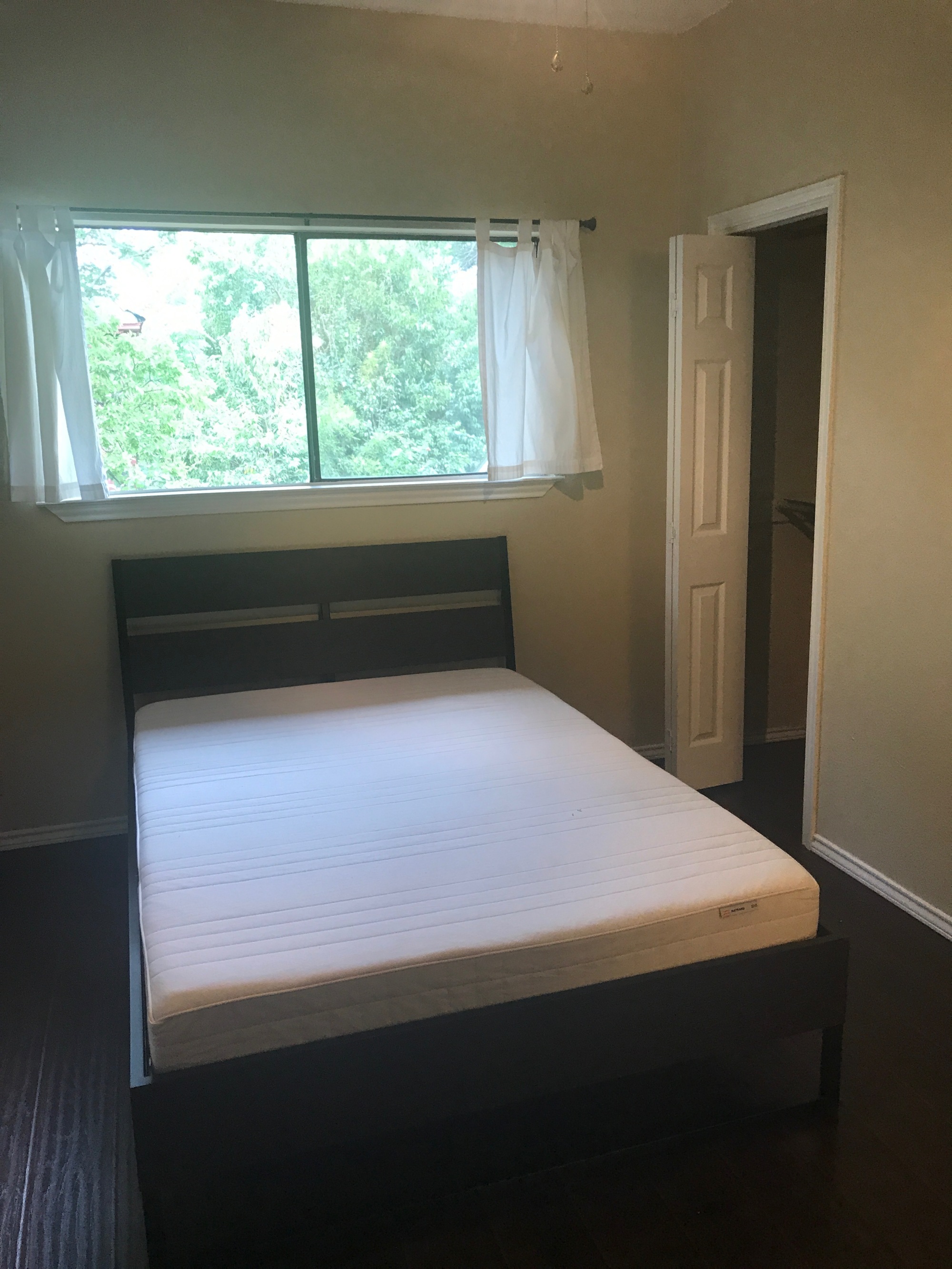 3206 King St #205 Austin, Texas 78705