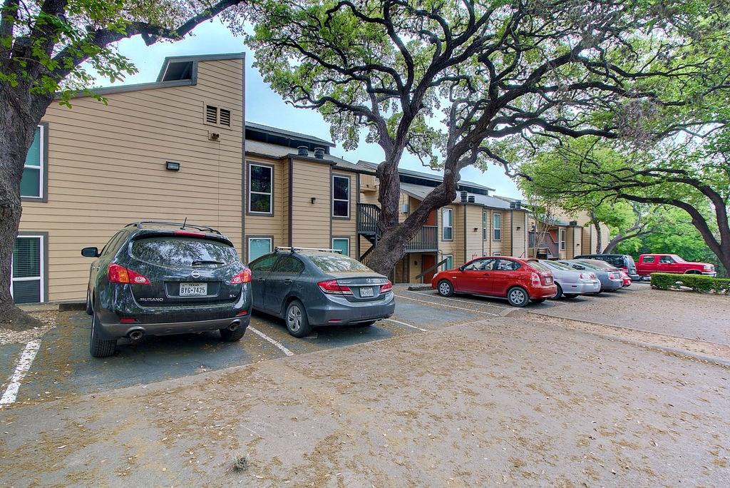 1000 W 26th St #216 Austin, Texas 78705