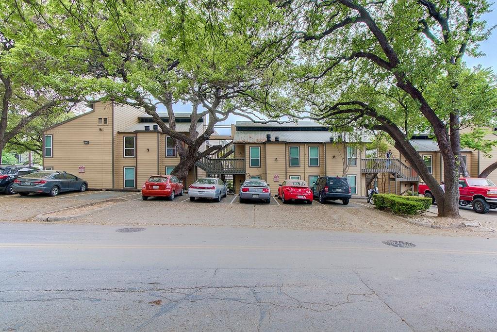 1000 W 26th St #216 Austin, Texas 78705