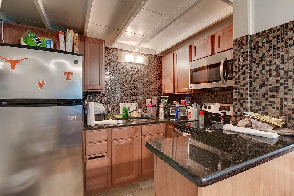 1000 W 26th St #216 Austin, Texas 78705