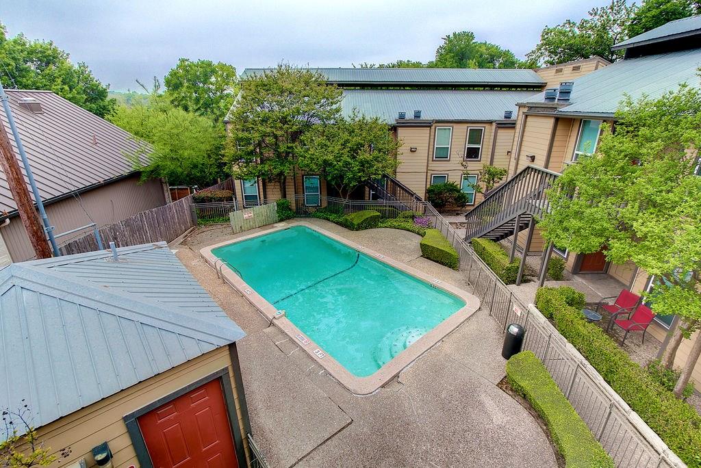 1000 W 26th St #216 Austin, Texas 78705