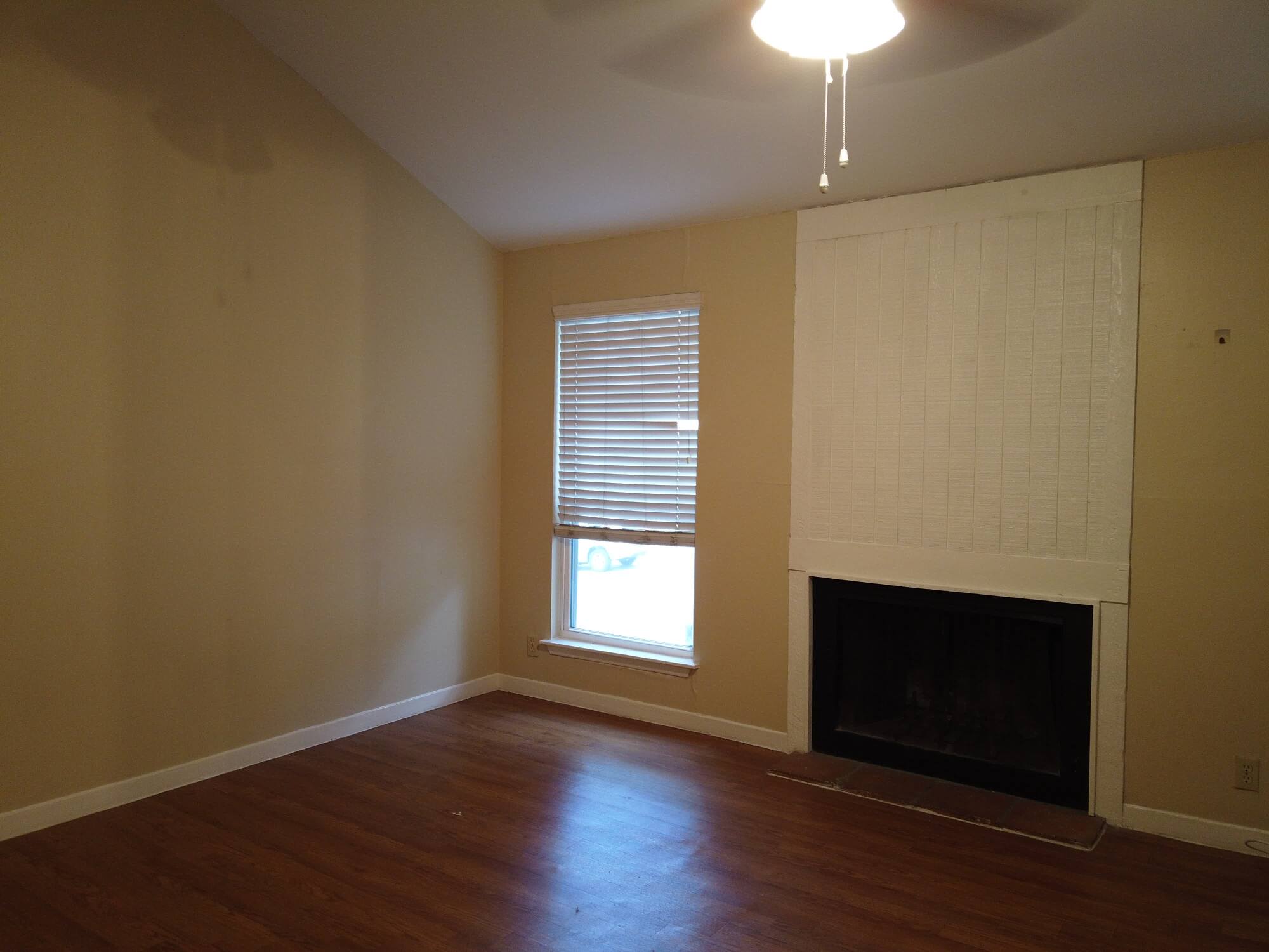 1000 W 26th St #209 Austin, Texas 78705